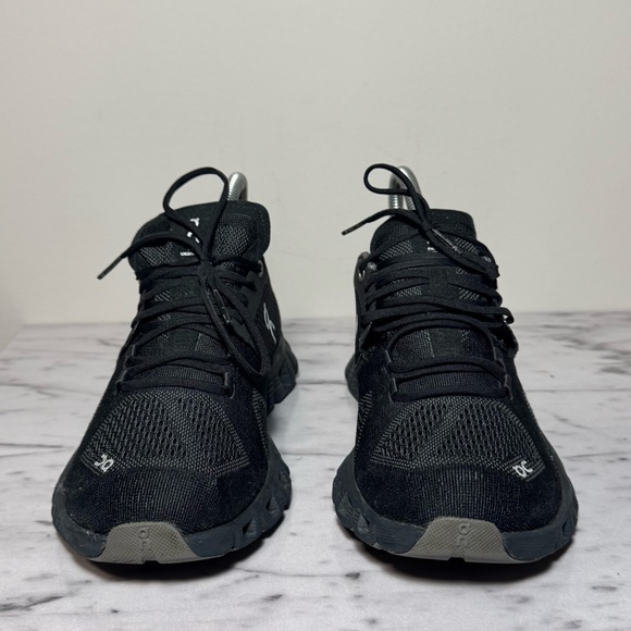 Women’s On Cloud X Black Size 6.5 Athletic Running Shoes - Picture 2 of 11